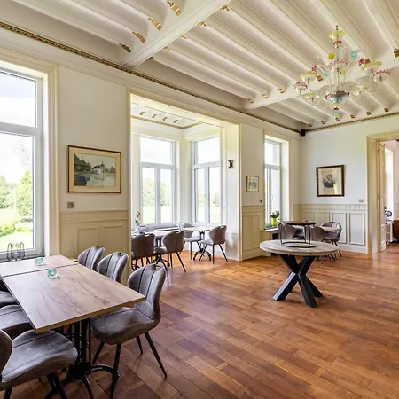 홈스테이 Au Chateau 103 Tinlot