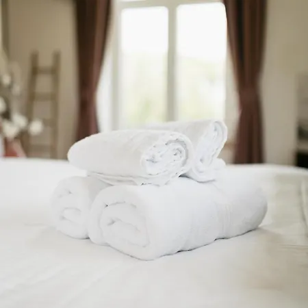 Au Chateau 103 홈스테이